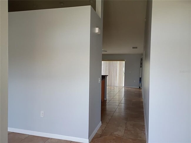 Building Photo - 715 Palaiseau Ct