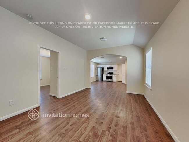 Building Photo - 6425 Mountain Pines Ln