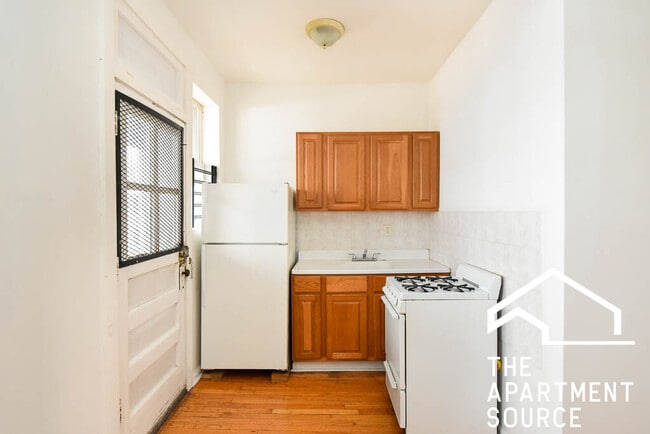 Photo - 2661 N Spaulding Ave Apartment
