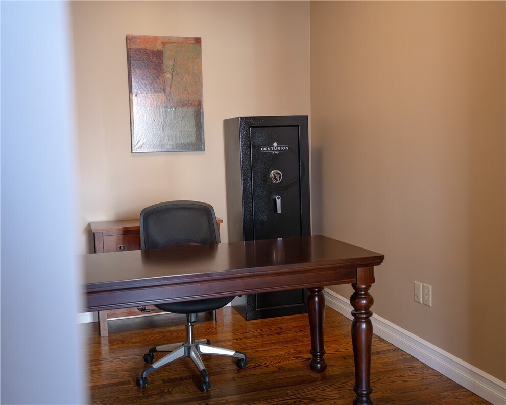 Foto del edificio - 90 E Market St