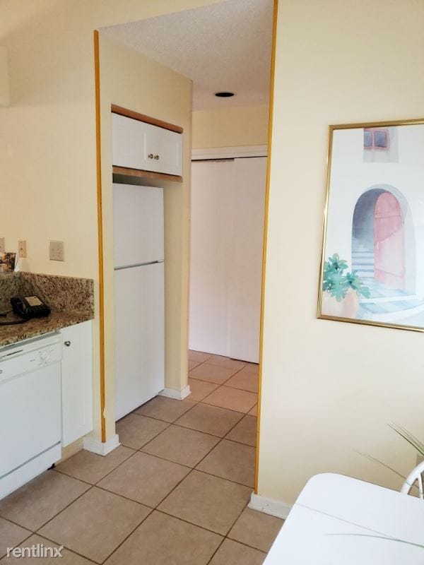 Building Photo - 3 br, 3 bath Condo - 209 Wesleton Drive