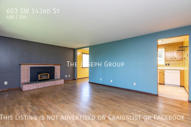 Foto del edificio - 603 SW 143rd St