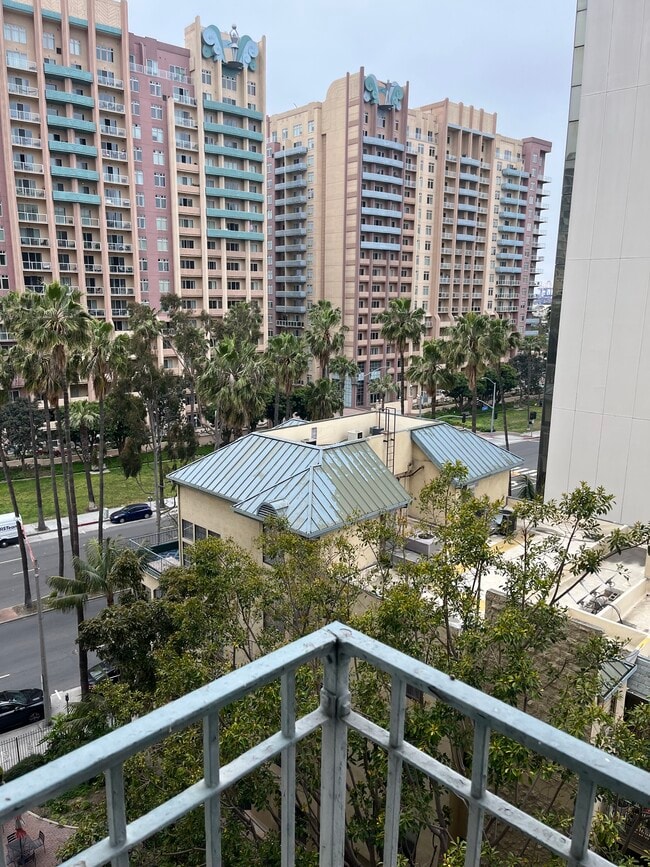Building Photo - 455 E Ocean Blvd