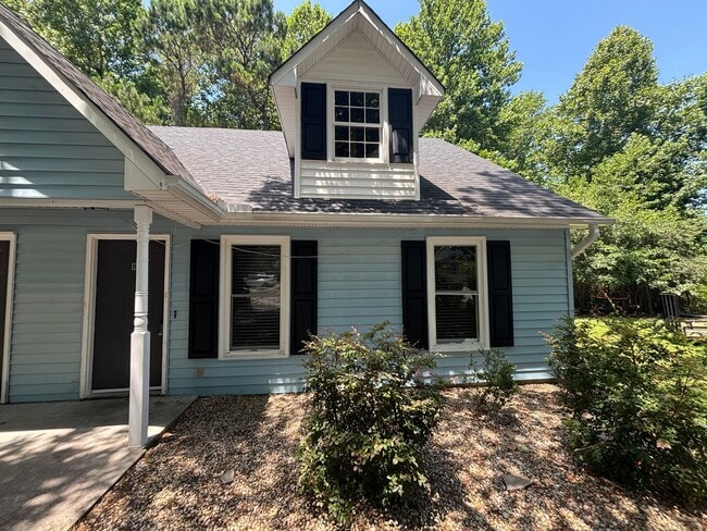 Building Photo - 5202 Fox Ct
