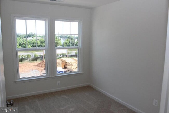 Building Photo - 43313 Novi Terrace