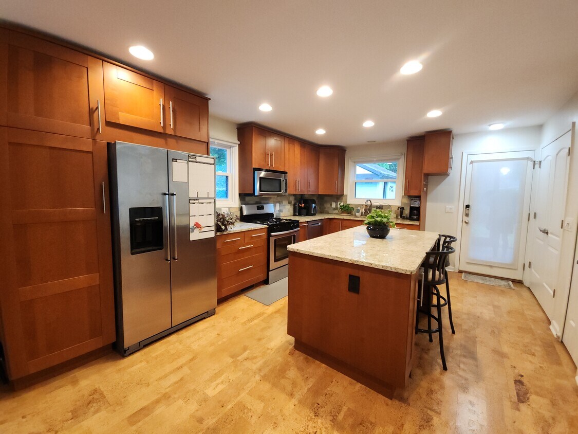 Foto principal - 1012 Elm St
