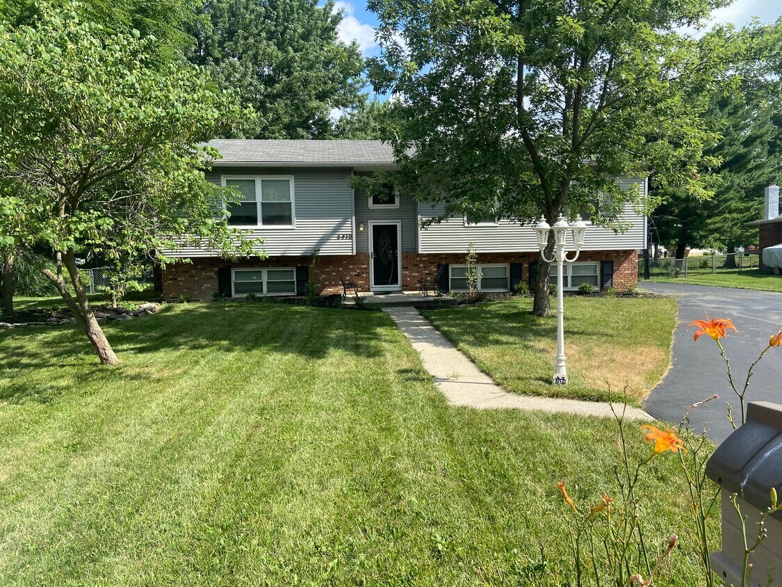 5410 Schatz Ln, Hilliard, OH 43026 House for Rent in Hilliard, OH