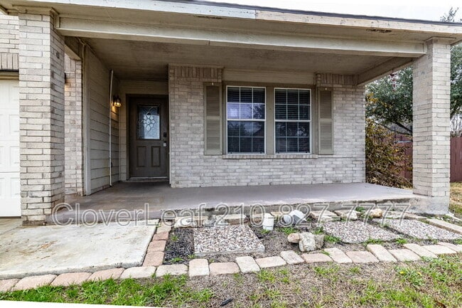 Building Photo - 104 Bay Willow