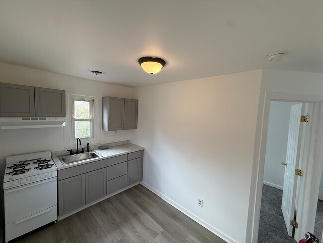 Cocina - 72 Peony St