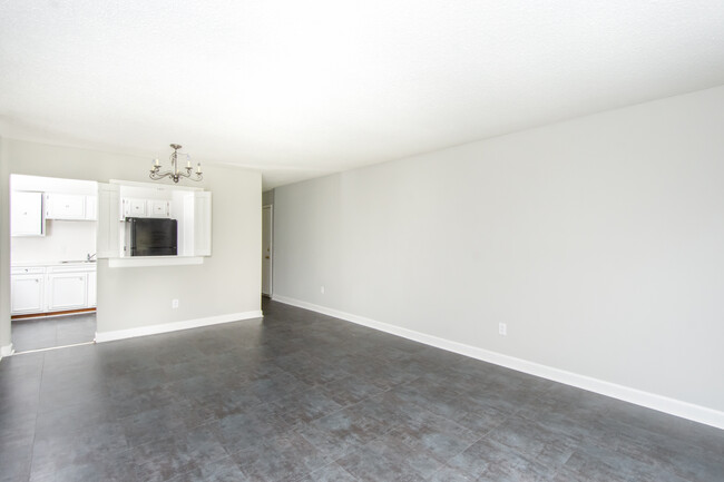 Foto del edificio - 7037 Quail Hill Rd