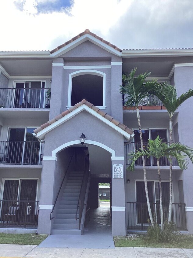 Primary Photo - 15460 SW 284th St