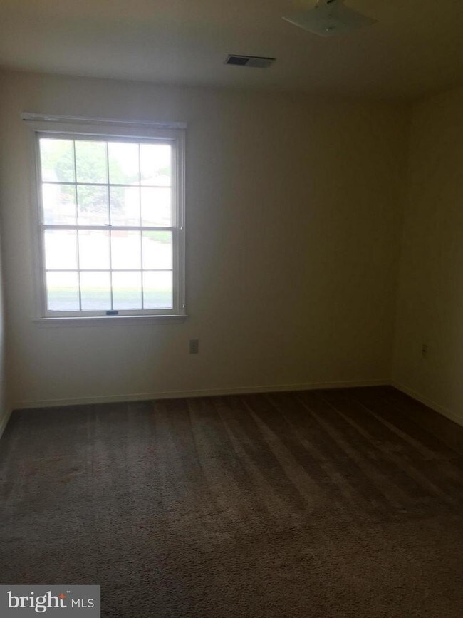Foto del edificio - 508 Lynnehaven Dr