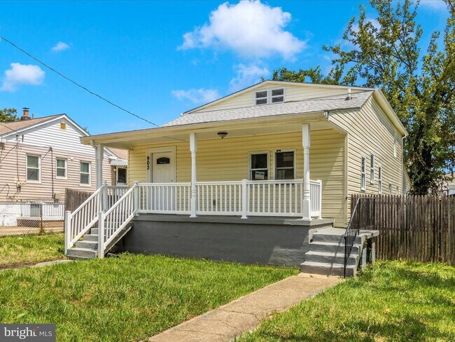 Foto del edificio - Spacious 4-Bedroom Gem with 3 Full Baths in Capitol Heights – 1632 Sq Ft of Comfort Awaits!