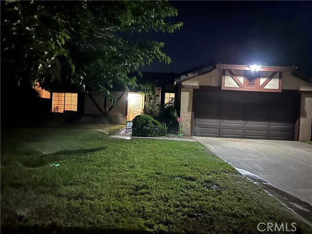 Foto principal - 19280 Okeechobee Ln