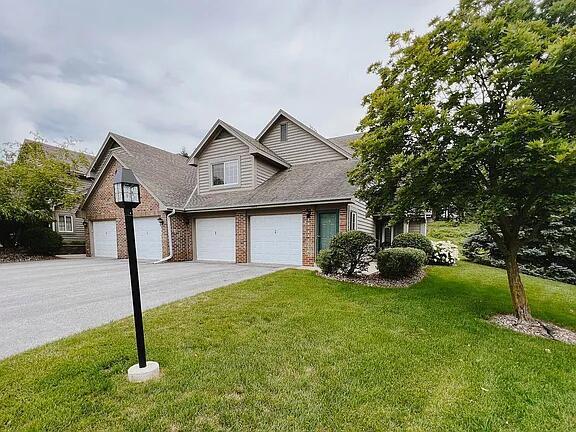 Foto principal - 18475 Brookfield Lake Dr