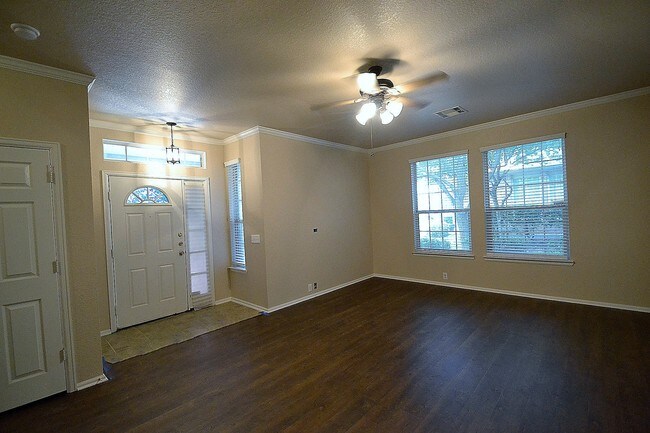 Building Photo - 2517 Grayson Way