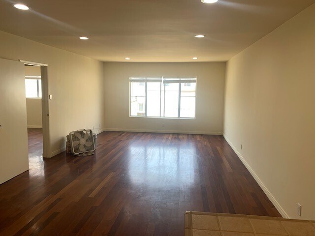 Foto del edificio - 1034 9th St