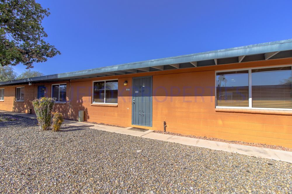Foto principal - 2 BED, SINGLE STORY, OFF GLENN, READY TO GO!