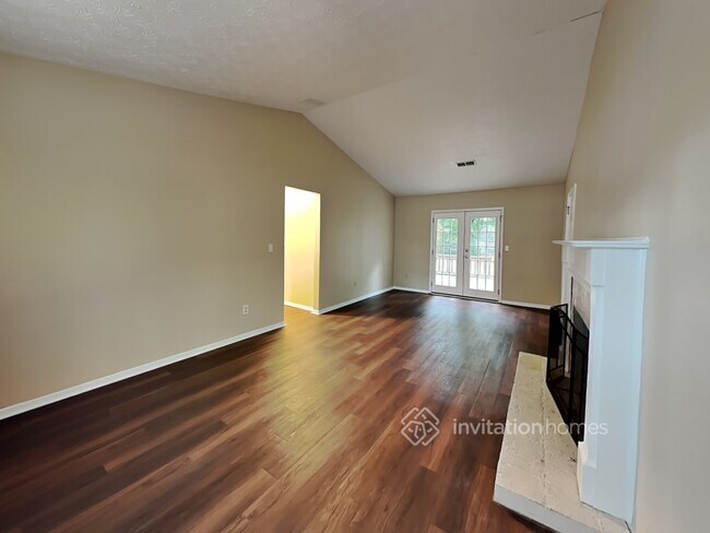Building Photo - 2024 Valley Ridge Ln