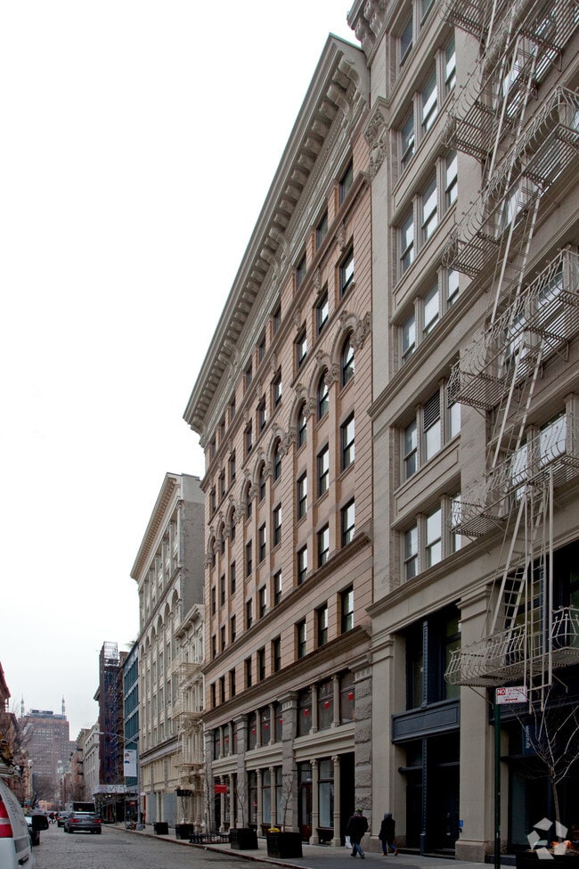 Building Photo - 149-151 Wooster St