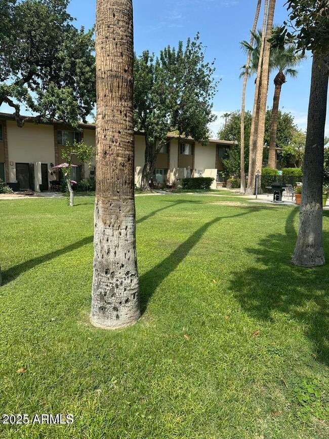Foto del edificio - 4701 N 68th St