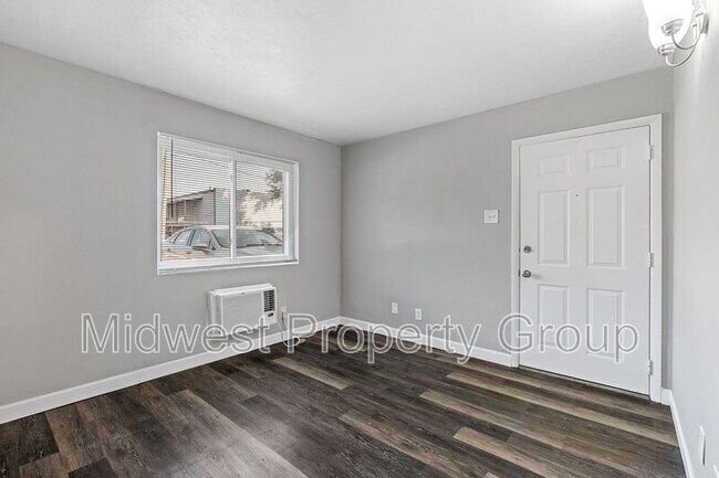 Building Photo - 3714 Geraldine Ave