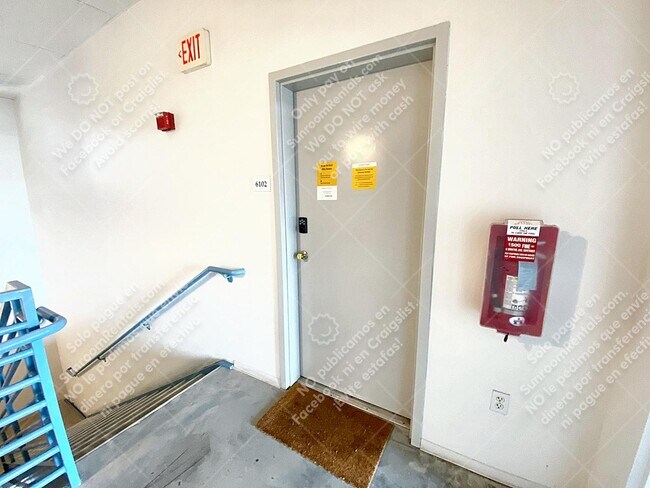 Foto del edificio - 2401 E 6th St