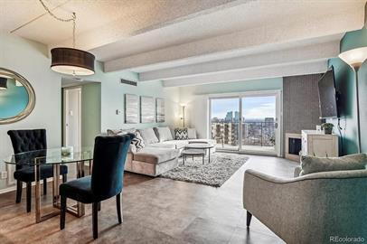 Foto del edificio - ***COMING SOON***  Stunning 12th-Floor 2 Bed, 2 Bath Condo in Governors Park!