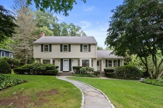 Building Photo - 11 Nantucket Rd