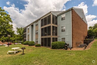 Building Photo - Brookridge