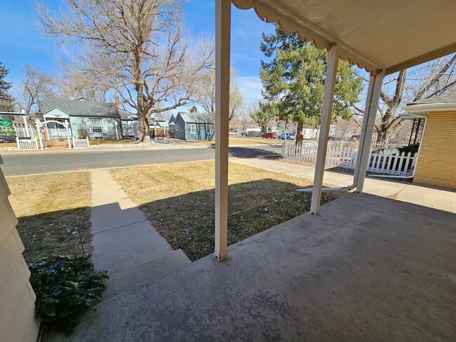 Building Photo - Adorable Englewood 1959 Cottage w/ Tons of...