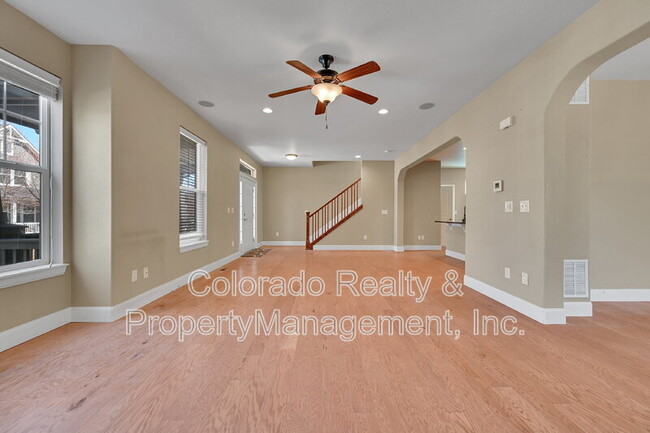 Foto del edificio - 9553 Gray Ct