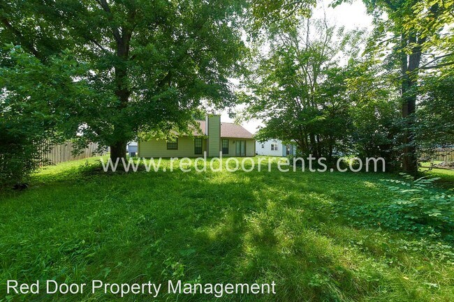 Foto del edificio - 3 br, 2 bath House - 7610 Chris Anne Dr