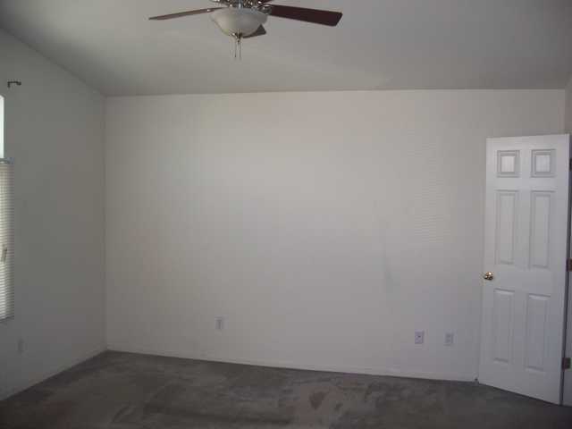 Building Photo - 17385 Stone Celler Way