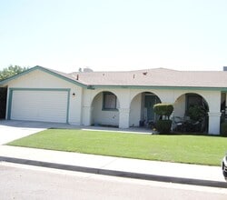Building Photo - 7605 Quailwood Dr