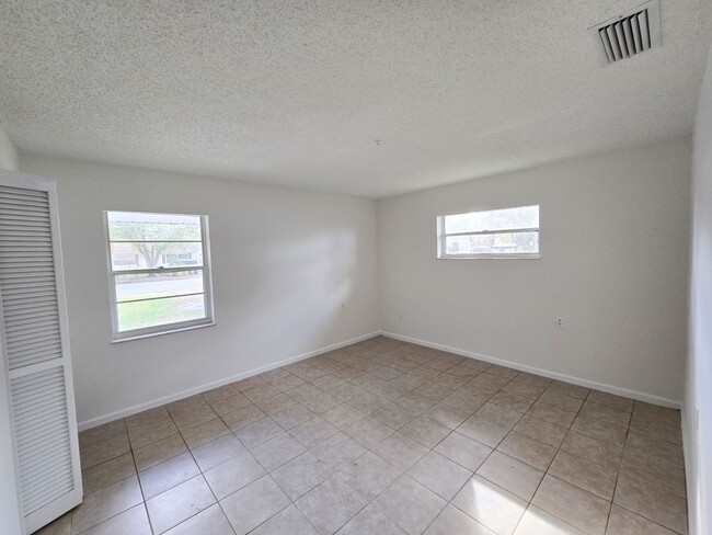 Foto del edificio - Charming 2 bed 2 bath in Vero Beach!