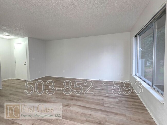 Foto del edificio - 1380 NE 186th Ave