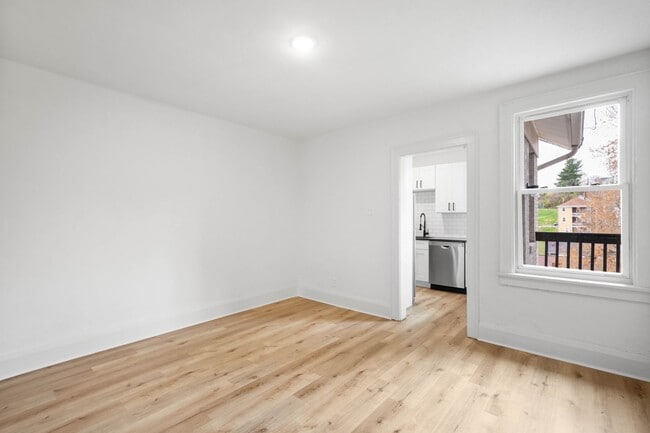 Building Photo - MOVE IN TODAY! GORGEOUS 2-bedroom in DORMONT!