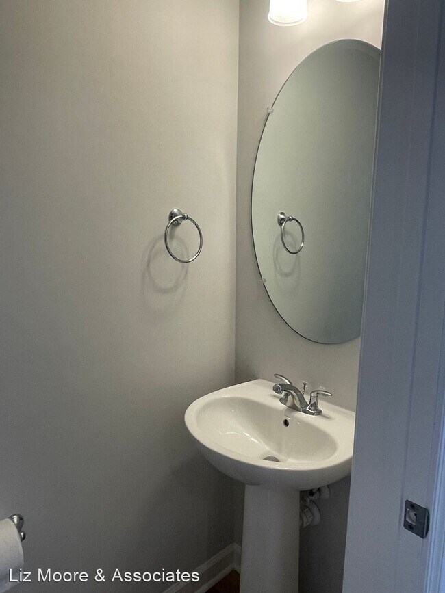 Foto del edificio - 2 br, 2.5 bath House - 13235 Coalfield Sta...