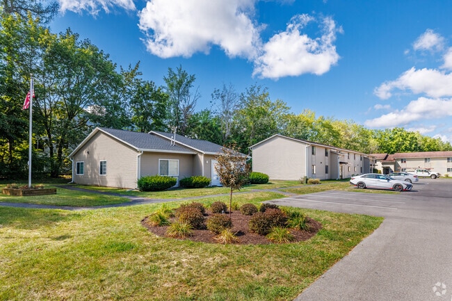 Building Photo - Palace Court Apartments