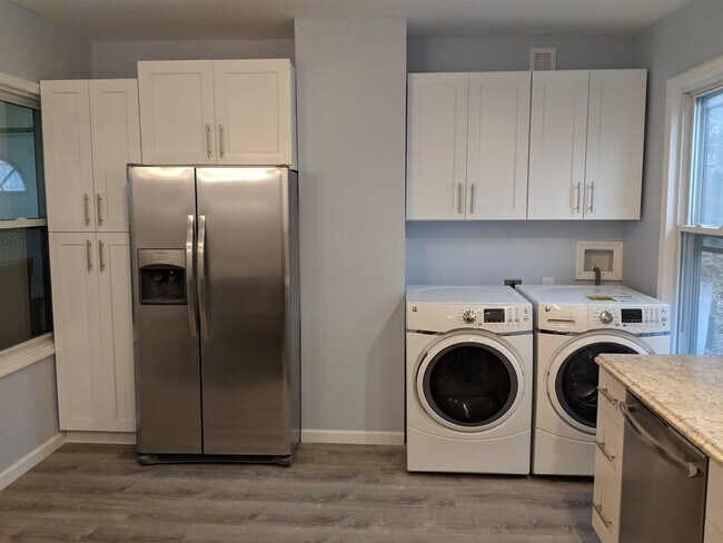 Building Photo - 531 Fishkill Ave