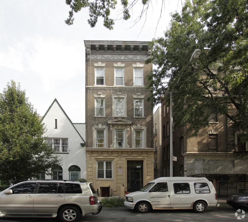 Foto del edificio - 949 Prospect Pl