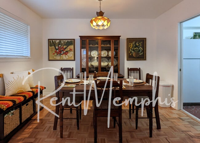 Foto del edificio - 1609 Forest Ave