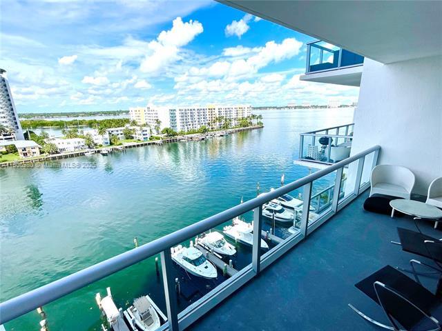 Foto del edificio - 7928 East Dr
