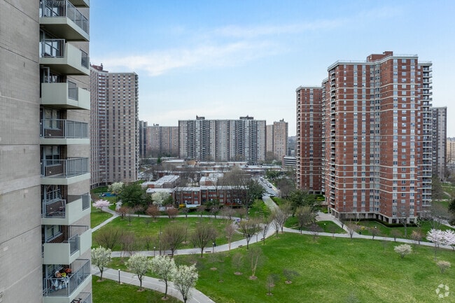 Co-Op City offers easy living in New York City and plentiful green spaces in the Bronx