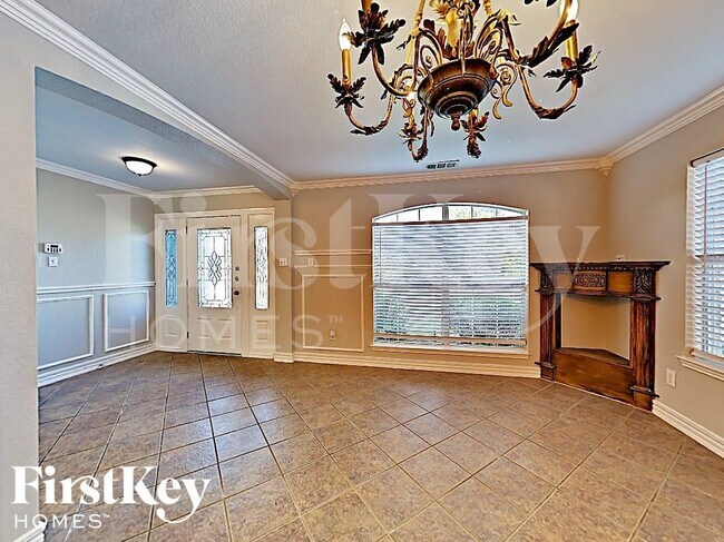 Foto del edificio - 9812 Westmere Ln