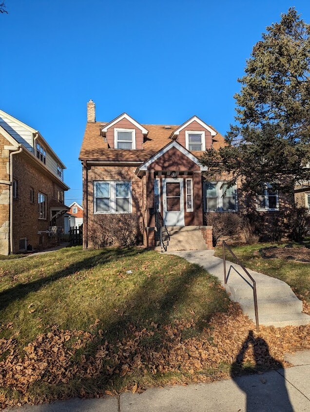 Primary Photo - 6656 W Moltke Ave