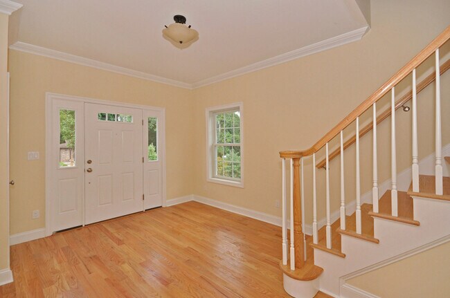 Foto del edificio - 39 Bellows Ln
