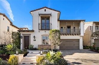 Building Photo - 108 Via Bilbao