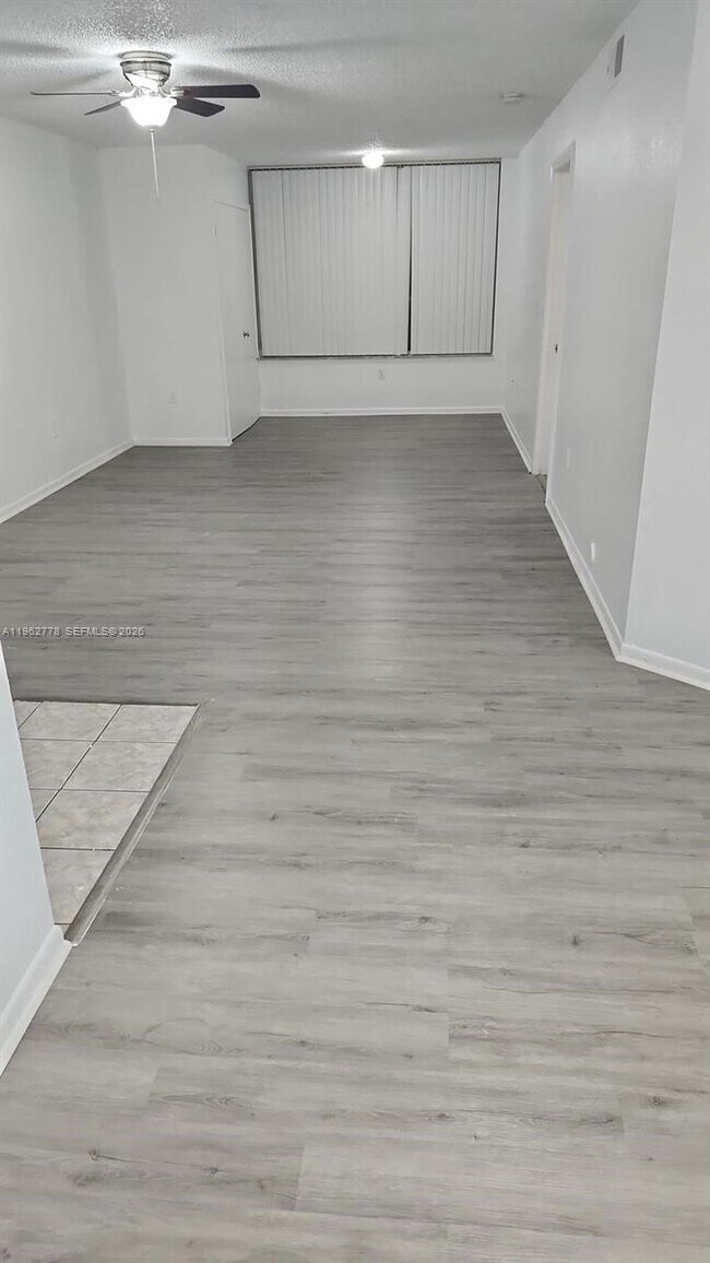 Building Photo - 2850 N Oakland Forest Dr